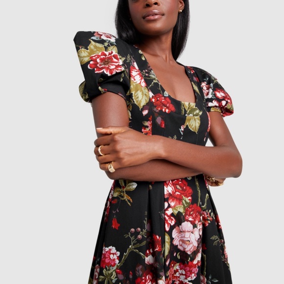 GOOP G. Label Rita Round-Neck Gown in Black Ground Floral - Picture 3 of 14